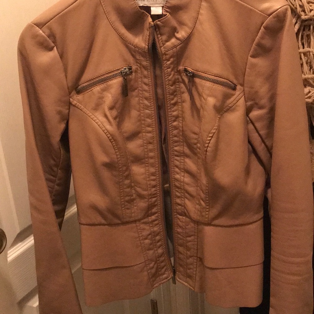 Beautiful leather jacket. Xsmall - Picture 4 of 6